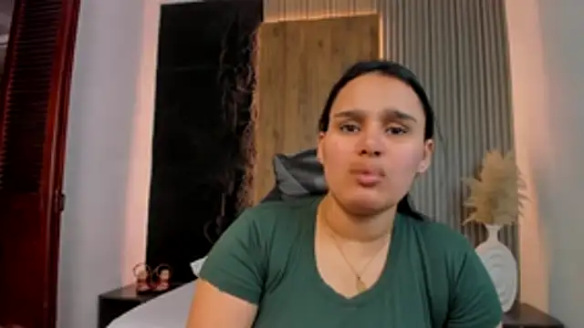 lia sexx19 online show from 05/20/26, 02:30