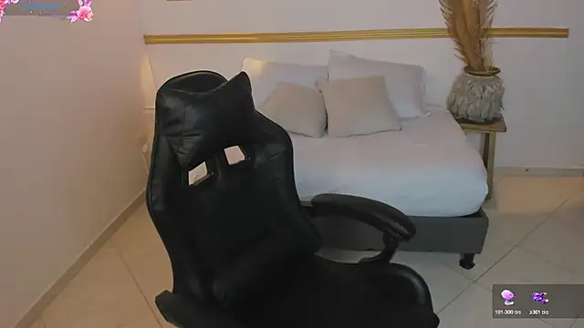 Snapshot of lia_sexx19 chatting on 02/03/26, 02:53 lia sexx19 online show from 02/03/26, 02:53