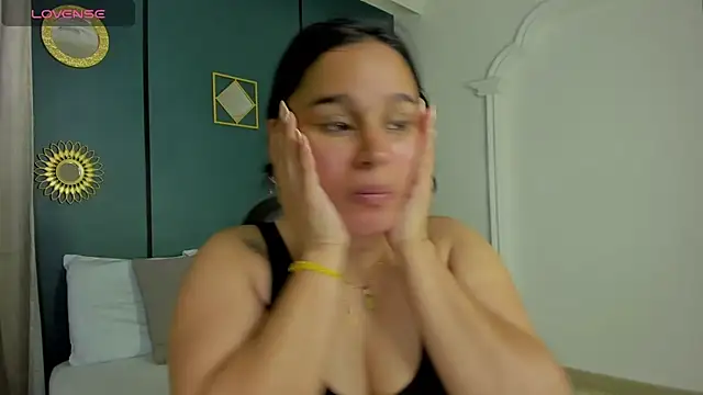 lia sexx19 online show from 04/18/26, 02:25
