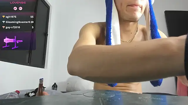 Snapshot of Benjamin_Buster chatting on 02/27/26, 01:11 Benjamin Buster online show from 02/27/26, 01:11