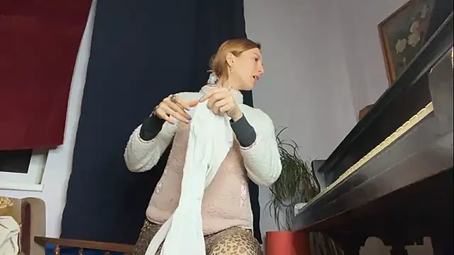 IngridMayer online show from 02/16/26, 06:17