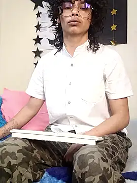fenixmfx19 online show from 02/10/26, 11:26