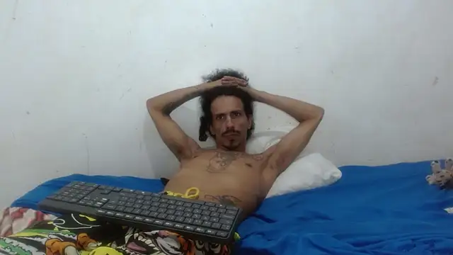 damian bottom bigcock online show from 12/20/25, 12:57