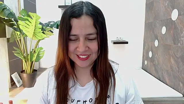 Heidy Wells online show from 05/26/26, 01:20