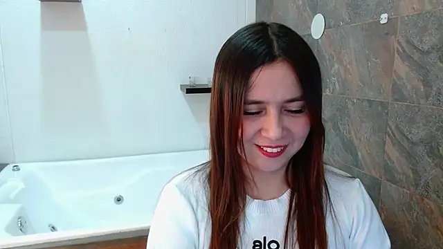 Heidy Wells online show from 11/13/25, 01:04