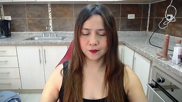Snapshot of Heidy_Wells chatting on 10/08/25, 12:39 Heidy Wells online show from 10/08/25, 12:39