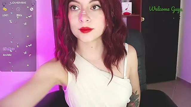 Snapshot of Celeste_Ford_18 chatting on 10/04/25, 10:55 Celeste Ford 18 online show from 10/04/25, 10:55