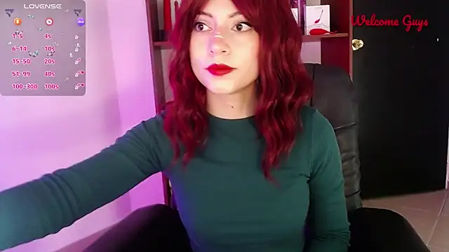 Snapshot of Celeste_Ford_18 chatting on 09/26/25, 10:27 Celeste Ford 18 online show from 09/26/25, 10:27