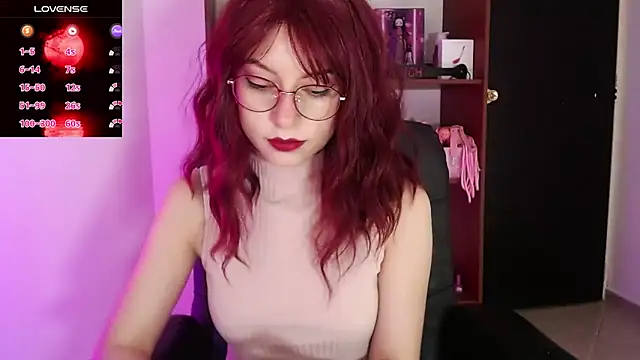 Snapshot of Celeste_Ford_18 chatting on 11/29/25, 03:56 Celeste Ford 18 online show from 11/29/25, 03:56