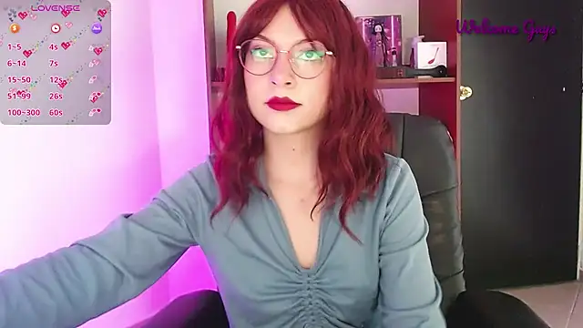 Snapshot of Celeste_Ford_18 chatting on 11/22/25, 11:36 Celeste Ford 18 online show from 11/22/25, 11:36