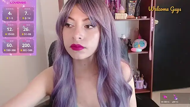 Snapshot of Celeste_Ford_18 chatting on 03/19/25, 03:19 Celeste Ford 18 online show from 03/19/25, 03:19