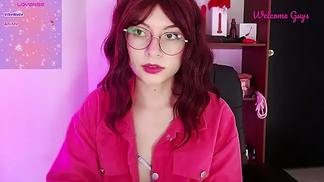 Snapshot of Celeste_Ford_18 chatting on 12/16/25, 08:46 Celeste Ford 18 online show from 12/16/25, 08:46