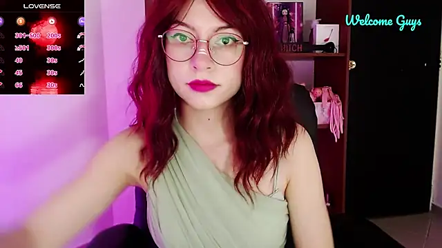 Snapshot of Celeste_Ford_18 chatting on 11/28/25, 01:55 Celeste Ford 18 online show from 11/28/25, 01:55