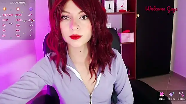 Snapshot of Celeste_Ford_18 chatting on 10/01/25, 10:02 Celeste Ford 18 online show from 10/01/25, 10:02