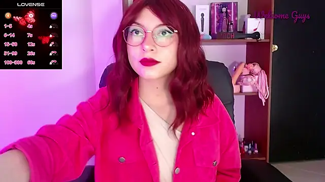 Snapshot of Celeste_Ford_18 chatting on 11/12/25, 10:02 Celeste Ford 18 online show from 11/12/25, 10:02