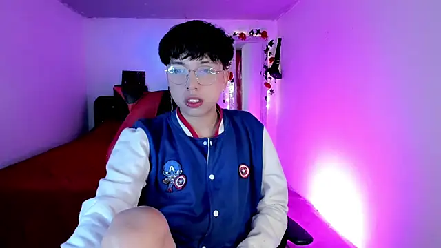 AnggelONfiree online show from 10/28/25, 11:36