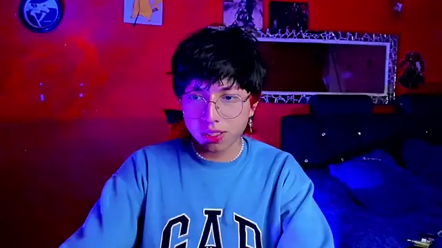 AnggelONfiree online show from 02/18/25, 09:10