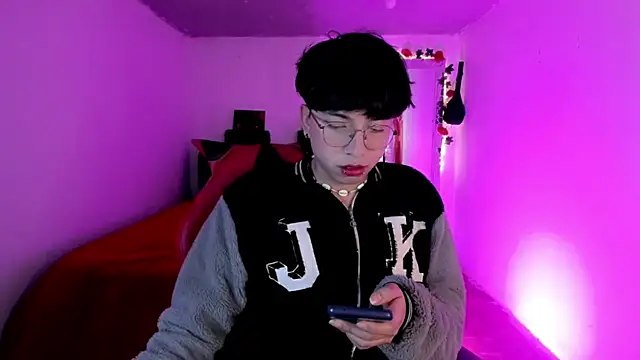 AnggelONfiree online show from 11/12/25, 03:43