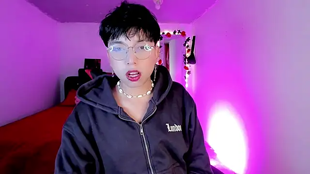 AnggelONfiree online show from 10/30/25, 02:10