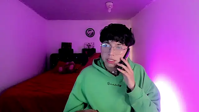 AnggelONfiree online show from 11/10/25, 04:17