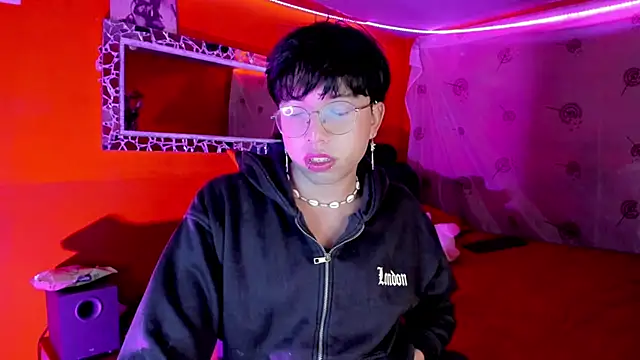 AnggelONfiree online show from 10/09/25, 04:24