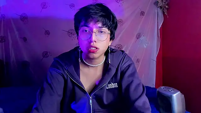 AnggelONfiree online show from 02/08/25, 09:56