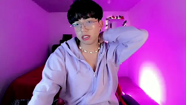 AnggelONfiree online show from 11/26/25, 07:36