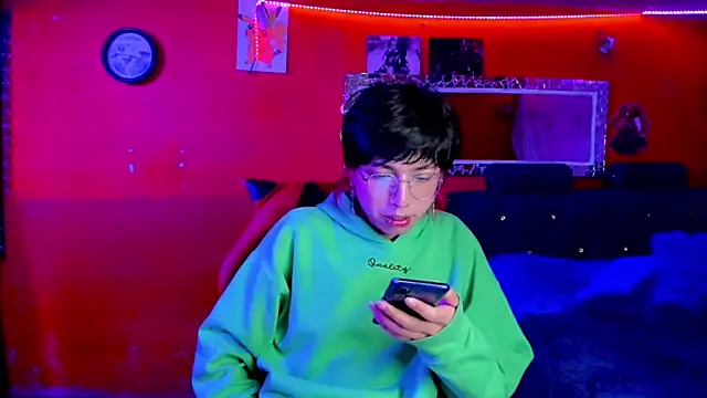 AnggelONfiree online show from 03/09/25, 11:46