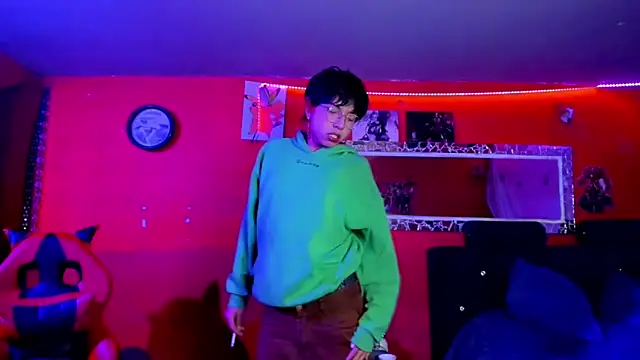 AnggelONfiree online show from 03/10/25, 05:43