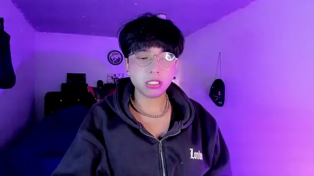 AnggelONfiree online show from 02/11/26, 03:39