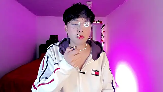 AnggelONfiree online show from 11/23/25, 08:35