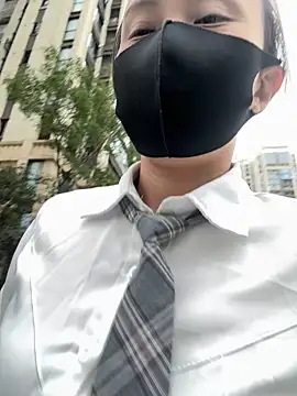 Snapshot of moneymaker_taipei chatting on 09/22/25, 02:17 moneymaker taipei online show from 09/22/25, 02:17