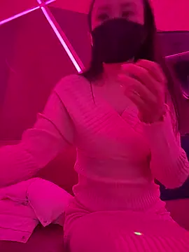 Snapshot of moneymaker_taipei chatting on 02/26/26, 12:16 moneymaker taipei online show from 02/26/26, 12:16