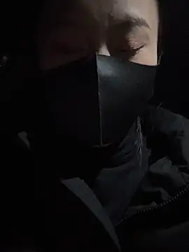 Snapshot of moneymaker_taipei chatting on 02/19/26, 12:13 moneymaker taipei online show from 02/19/26, 12:13