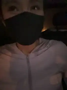 Snapshot of moneymaker_taipei chatting on 03/03/26, 11:50 moneymaker taipei online show from 03/03/26, 11:50