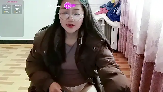 Snapshot of luoxuwen chatting on 02/06/25, 02:44 luoxuwen online show from 02/06/25, 02:44