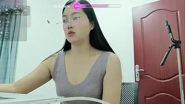 luoxuwen online show from 10/29/25, 12:42