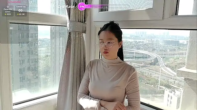 luoxuwen online show from 11/18/25, 03:43