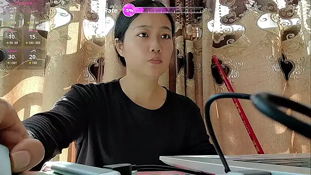 luoxuwen online show from 11/16/25, 04:39