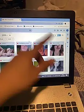 isadelasestrellas online show from 02/15/26, 09:03