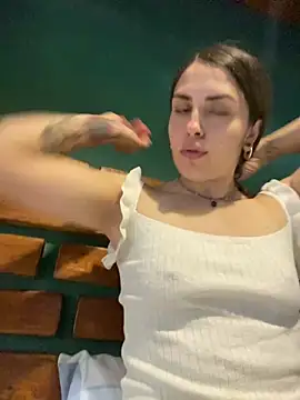 isadelasestrellas online show from 02/04/26, 04:46