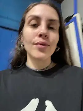 isadelasestrellas online show from 04/30/26, 05:09
