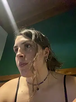 isadelasestrellas online show from 12/20/25, 09:39