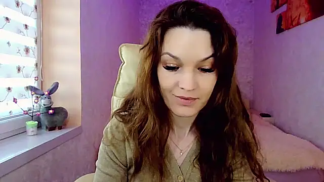 impossibleluna online show from 04/12/26, 03:37