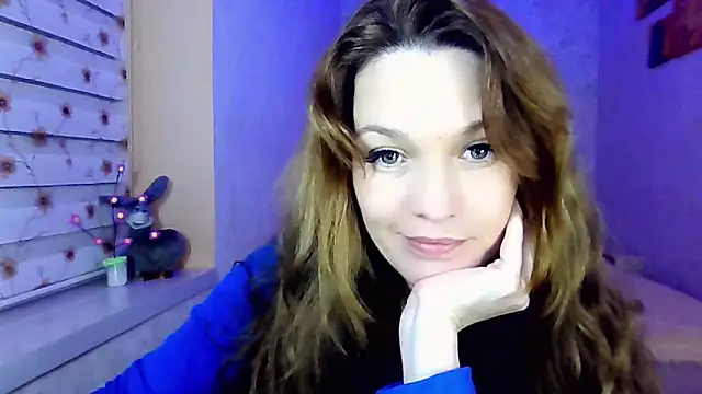 impossibleluna online show from 04/30/26, 08:57