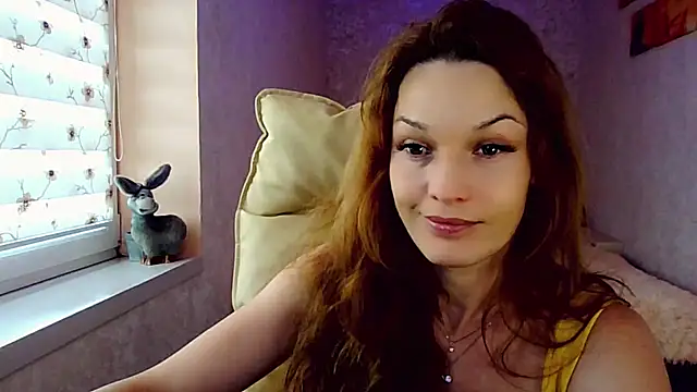 Snapshot of impossibleluna chatting on 07/10/26, 03:56 impossibleluna online show from 07/10/26, 03:56