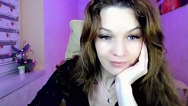 impossibleluna online show from 04/16/26, 06:52