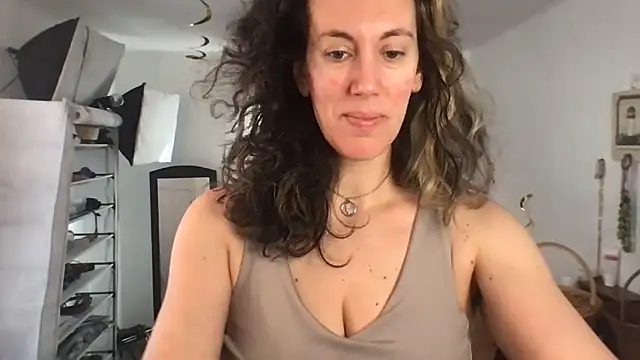 BonfireBonnie online show from 01/02/25, 02:57