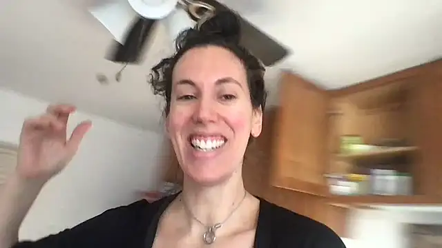 BonfireBonnie online show from 12/19/24, 02:13