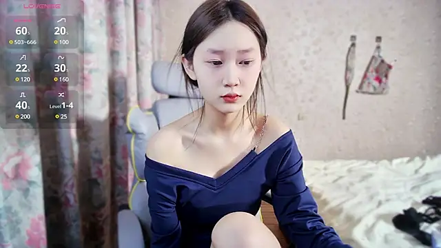 JIAJIA163 online show from 03/18/25, 12:06